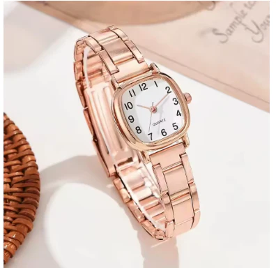 Luxurious Quartz Watch Featuring Stainless Steel Band - Image 3